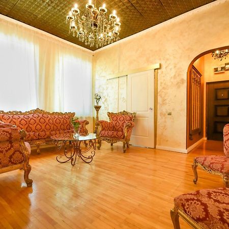 Centrally Located 2Br Apartment With Balcony & Unique Design بوخارست المظهر الخارجي الصورة