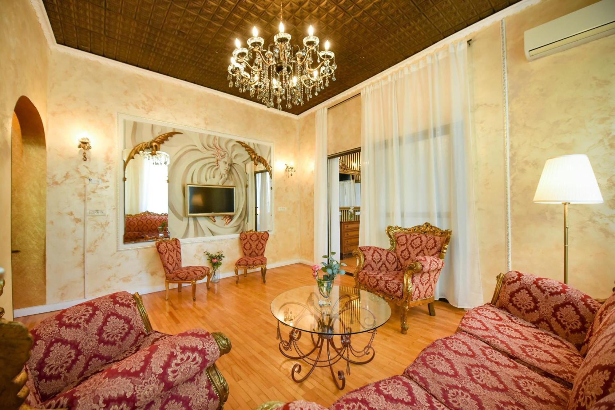 Centrally Located 2Br Apartment With Balcony & Unique Design بوخارست المظهر الخارجي الصورة