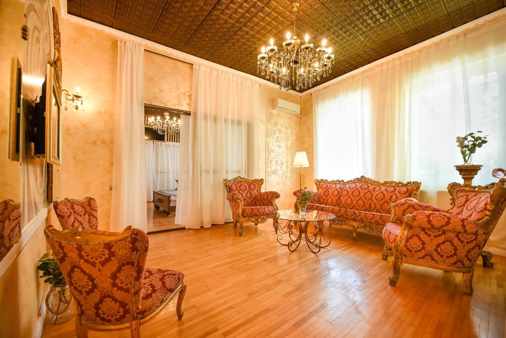 Centrally Located 2Br Apartment With Balcony & Unique Design بوخارست المظهر الخارجي الصورة