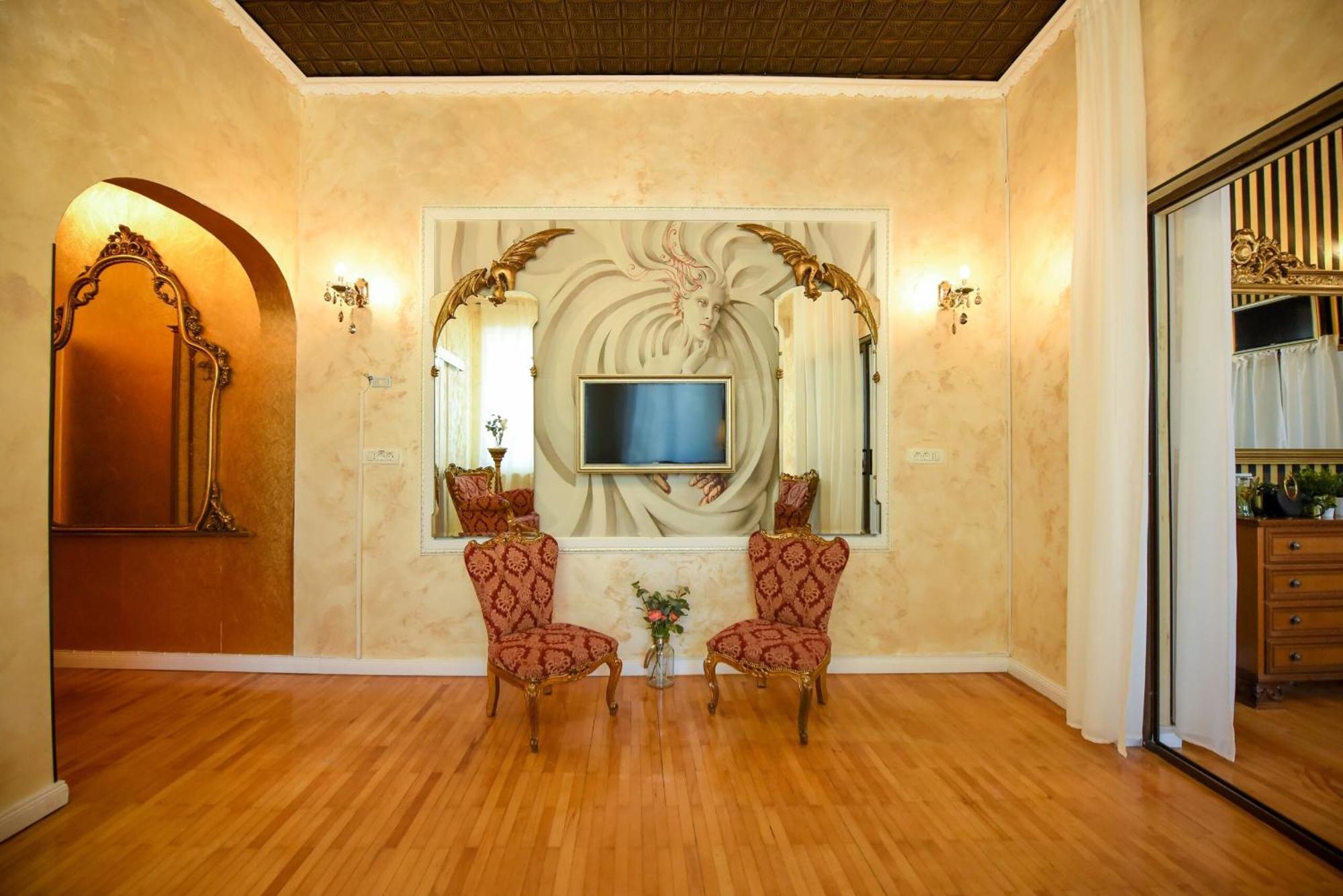 Centrally Located 2Br Apartment With Balcony & Unique Design بوخارست المظهر الخارجي الصورة