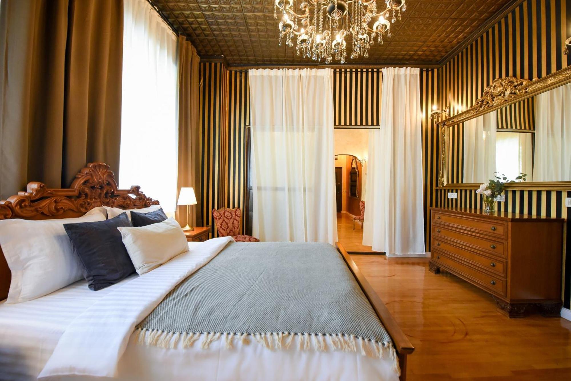 Centrally Located 2Br Apartment With Balcony & Unique Design بوخارست المظهر الخارجي الصورة
