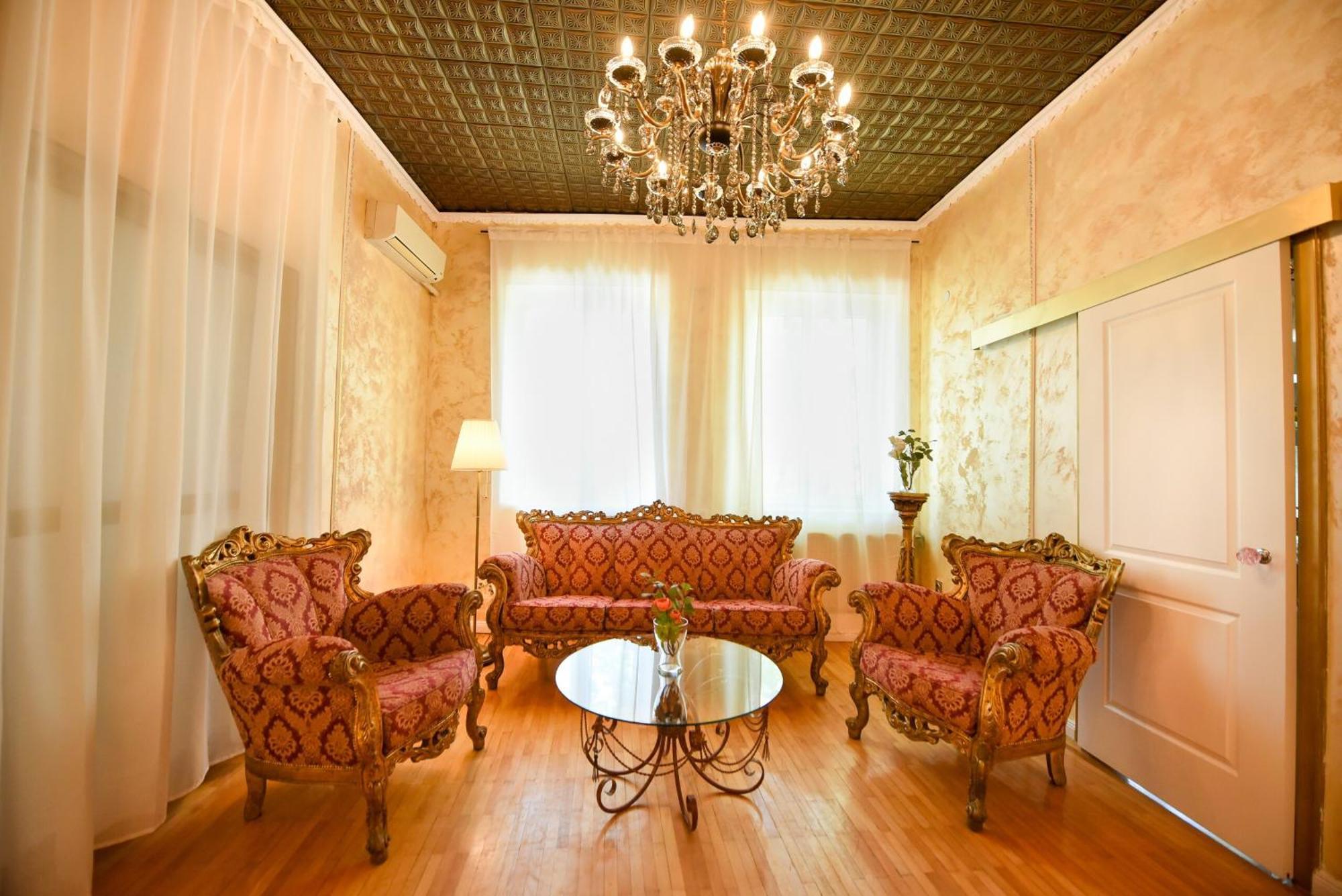 Centrally Located 2Br Apartment With Balcony & Unique Design بوخارست المظهر الخارجي الصورة